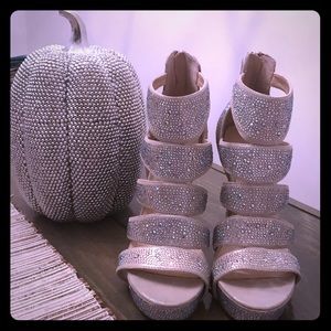 Steve Madden Rhinestone Stunner Heels size 8.5